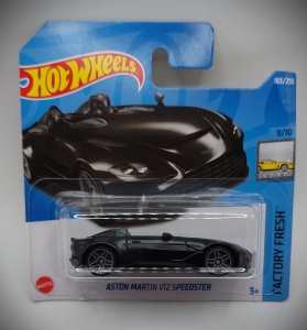 ASTON MARTIN V12 SPEEDSTER
