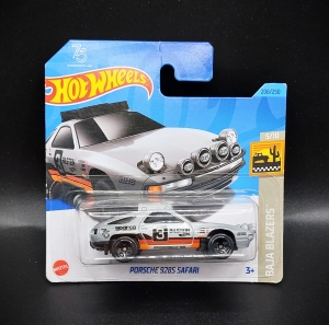PORSCHE 928S SAFARI