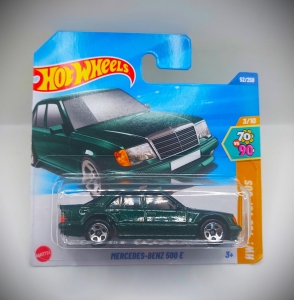 MERCEDES-BENZ 500 E