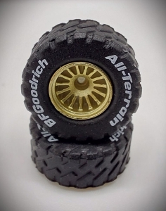 Koła off-road  złote 15-ramienne z oponami BFGoodrich