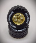Koła off-road  złote 6-ramienne z oponami MAXXIS